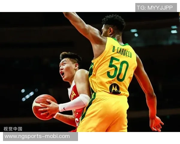 媒体人呼吁赵睿带伤上场男篮需情绪支持与郭导减压策略